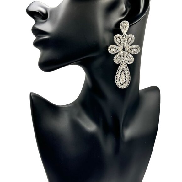 Women’s Silver Rhinestone Paved Flower Chandelier Large Drop Dangle Earrings - Picture 2 of 8
